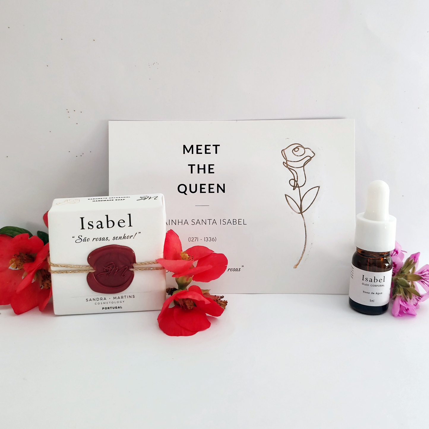 Small Set 2 - Meet the Queen Isabel